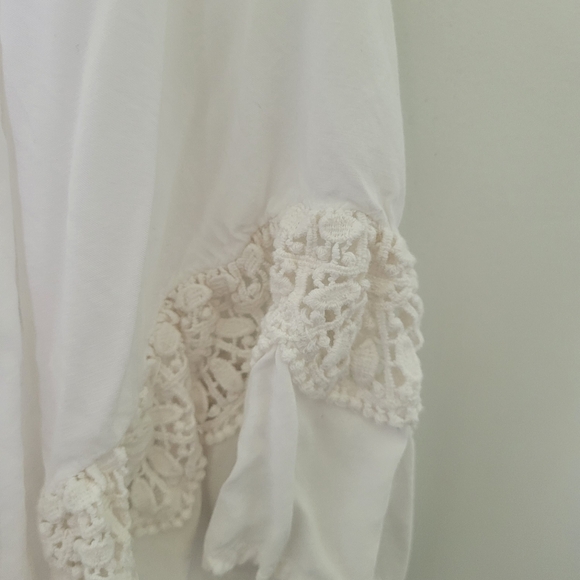 New York & Company Rayon Cotton Romantic White Lace Elegant Blouse Size Medium - Picture 3 of 9